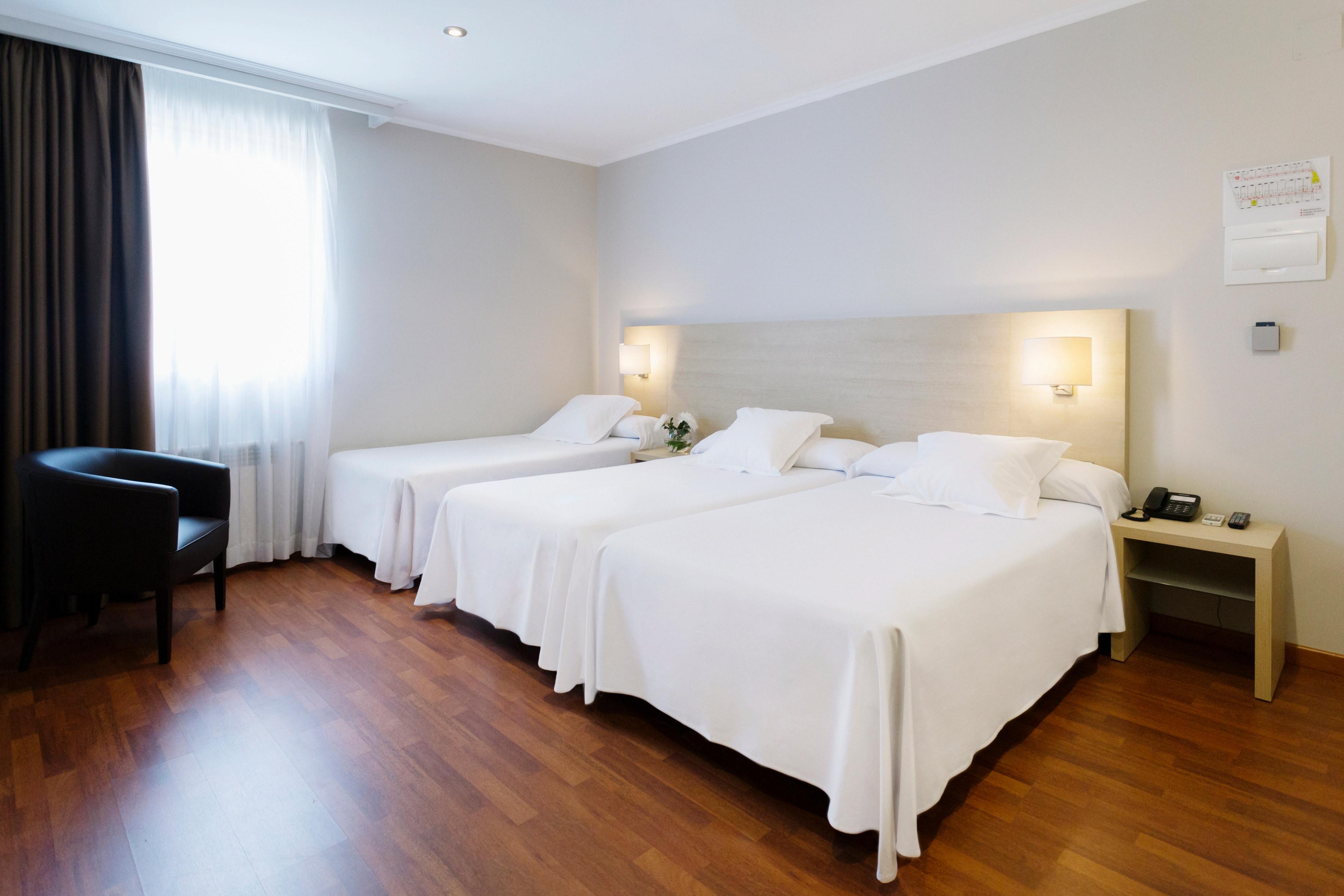 Hotel Valencia Ferrol Eksteriør bilde