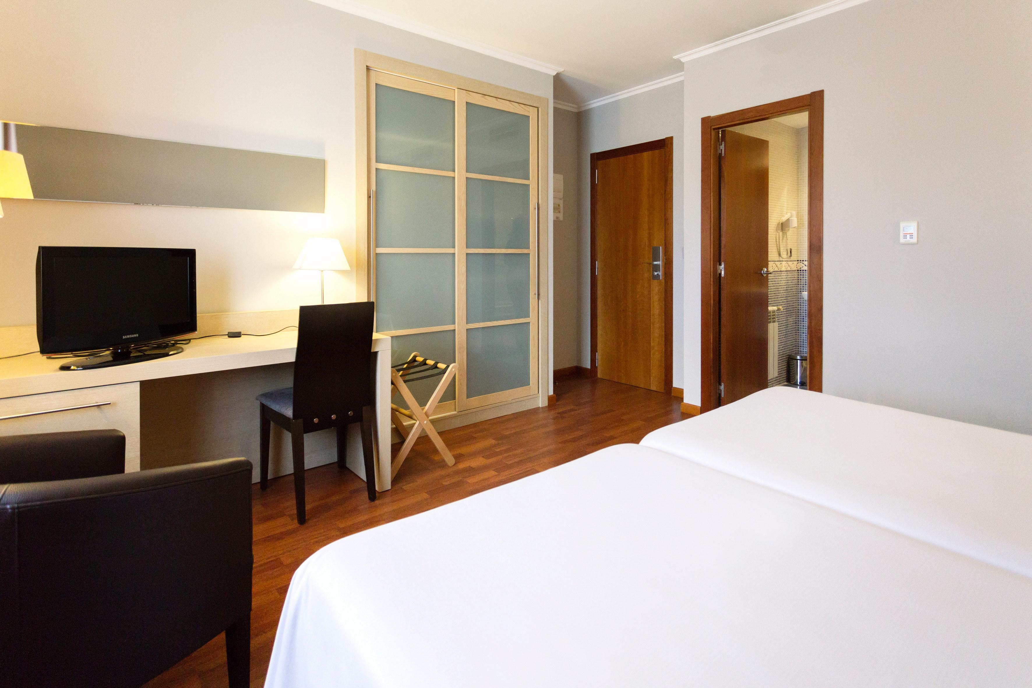 Hotel Valencia Ferrol Eksteriør bilde