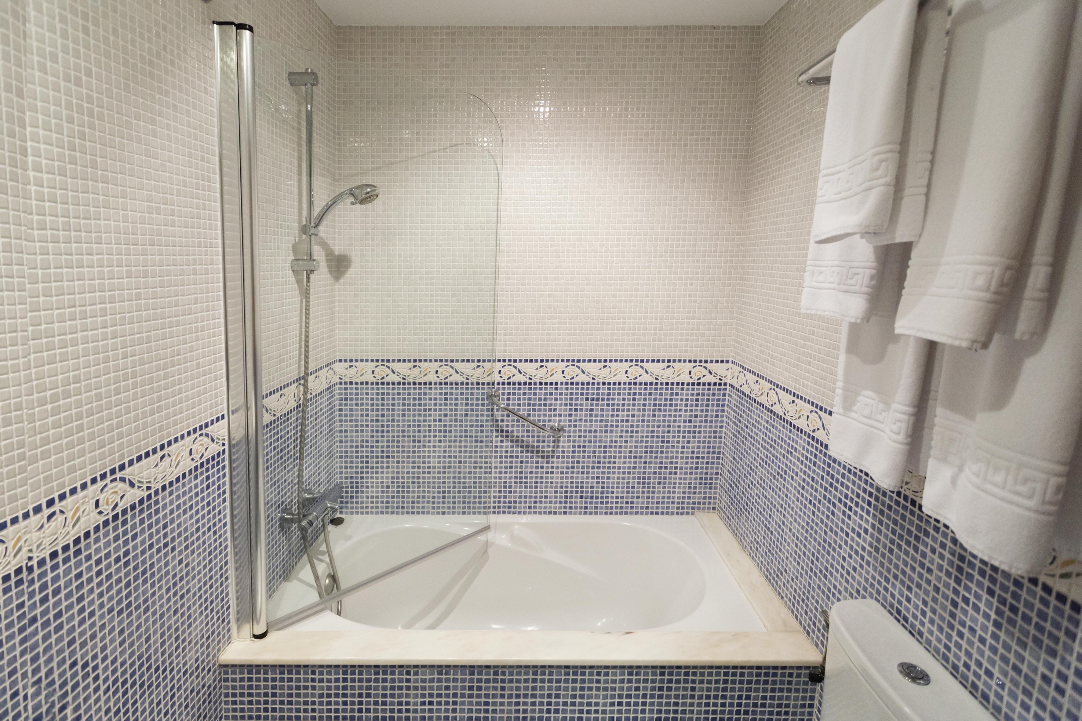 Hotel Valencia Ferrol Eksteriør bilde