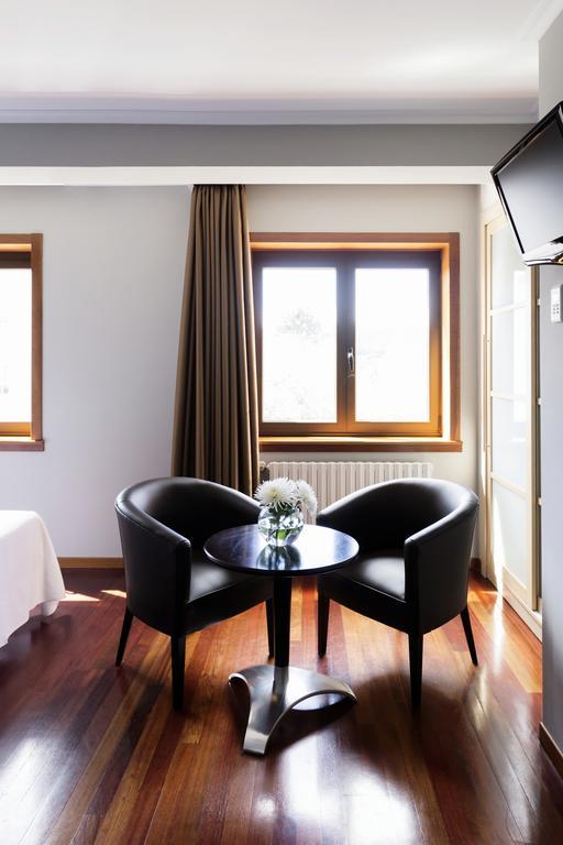 Hotel Valencia Ferrol Eksteriør bilde