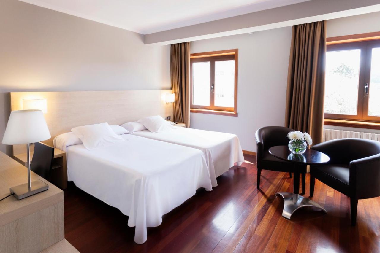 Hotel Valencia Ferrol Eksteriør bilde